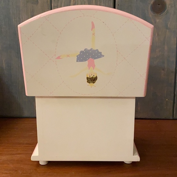Maggie Miller Ballerina Girl’s Jewelry Box - Picture 10 of 12